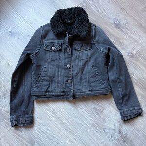 ART CLASS black cropped long sleeve Sherpa‎ Lined Denim button Jacket Medium